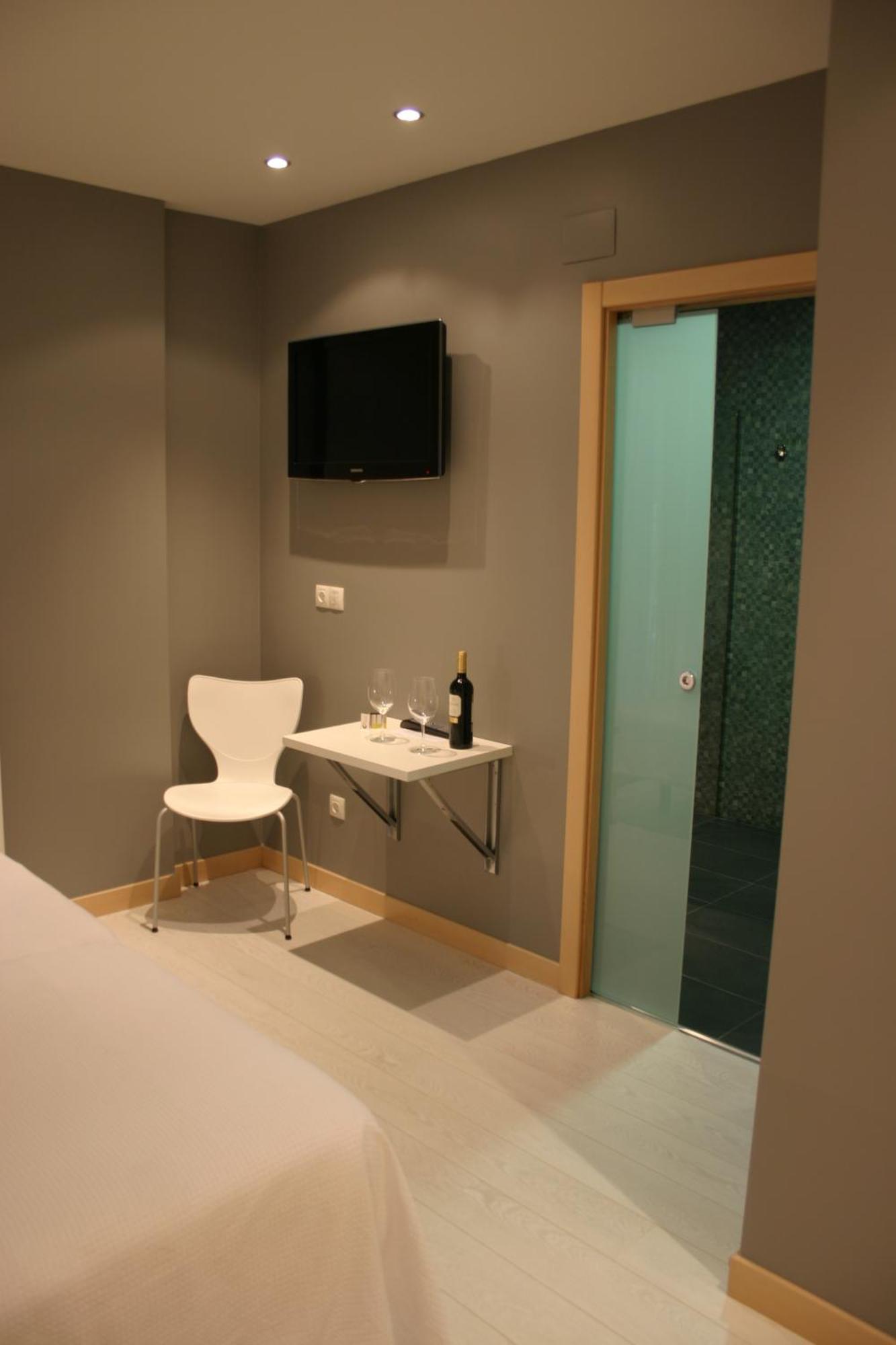 Pension C7 San Sebastián Esterno foto